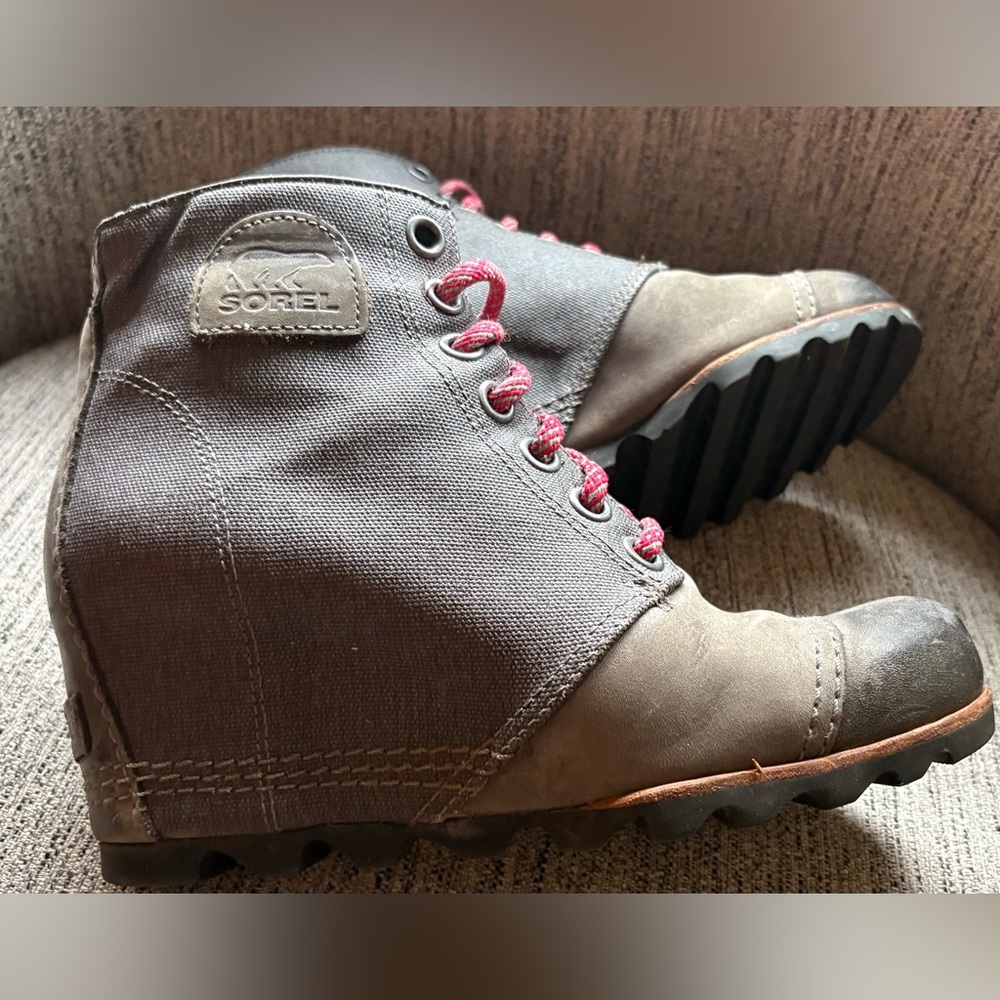 Sorel ‘Portlander’ Women's Gray Wedge Boots - 8